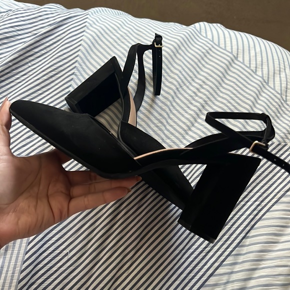 Brand new pointed toe heels - Picture 4 of 12